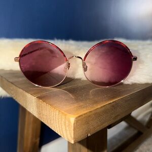 DIFF Eyewear Round Red Sunglasses